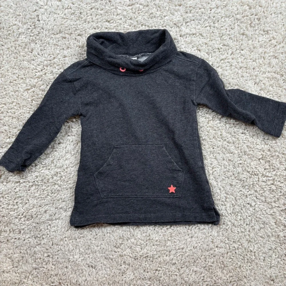 OshKosh B'gosh‎ Cowl Neck Sweatshirt Kids 2T Gray Excellent Star Kanga Pocket